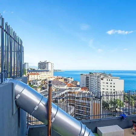 Monte Carlo Riviera 2 *